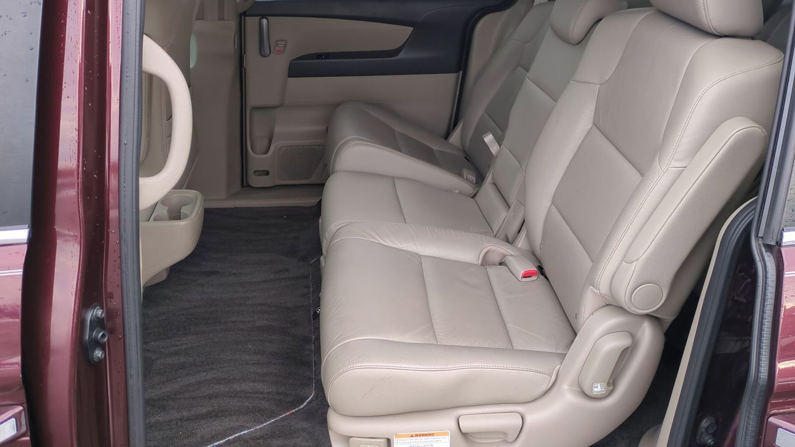 Thumbnail: 2012 Honda Odyssey - 17