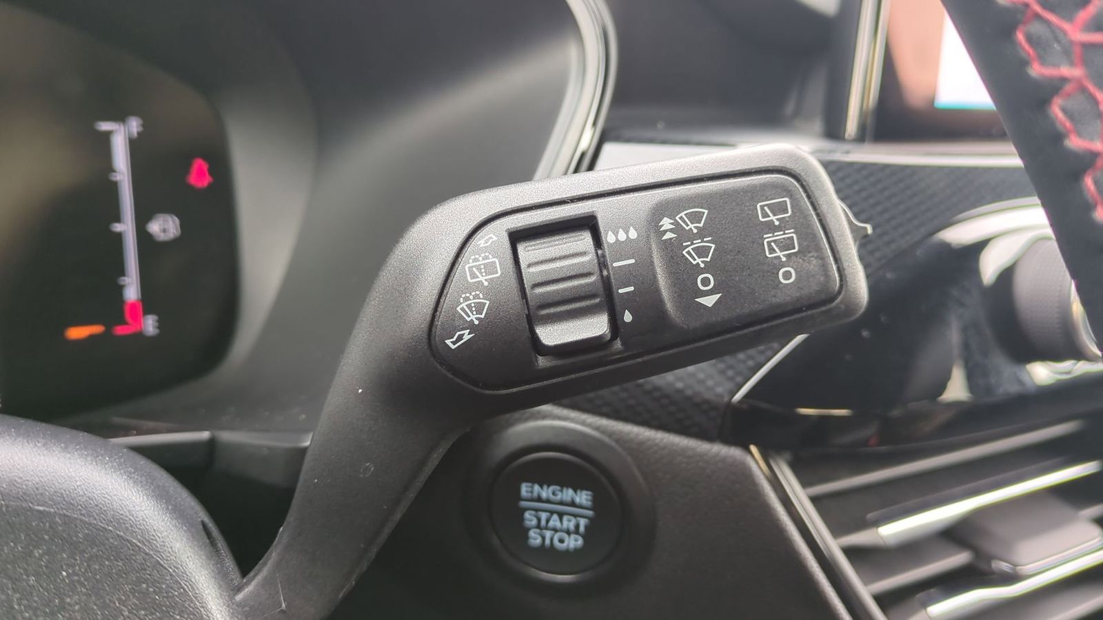 Thumbnail: 2023 Ford Escape - 25