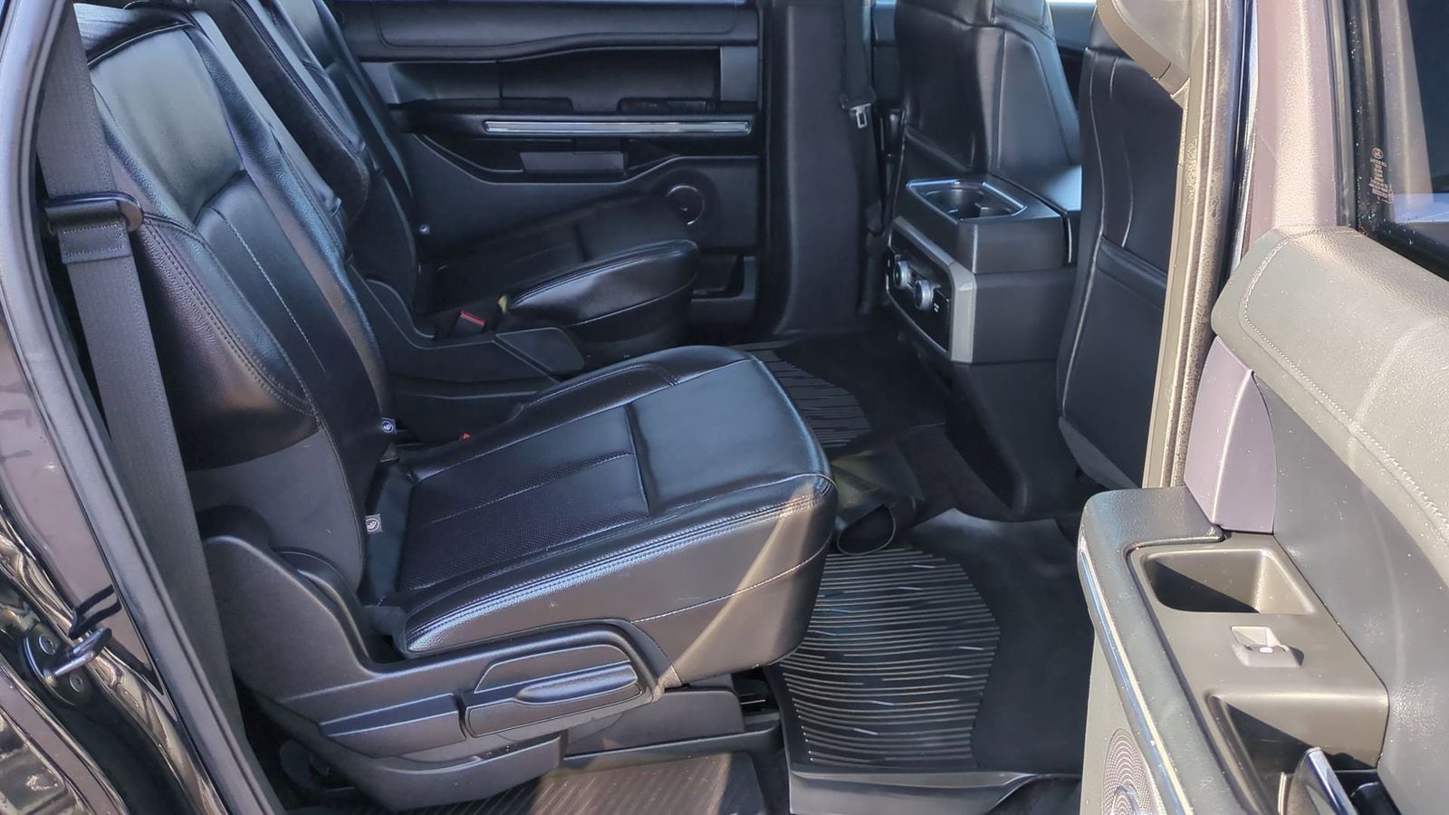 Thumbnail: 2021 Ford Expedition MAX - 22