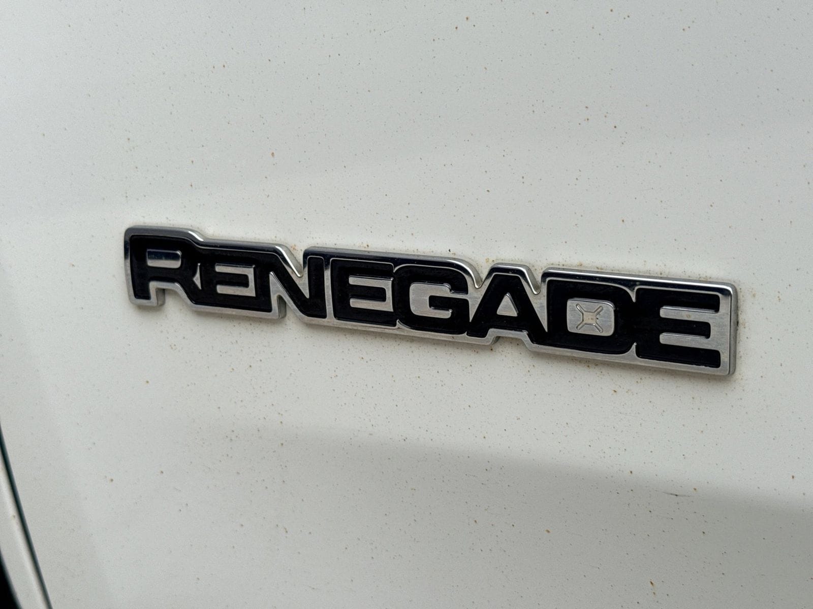 Thumbnail: 2018 Jeep Renegade - 15