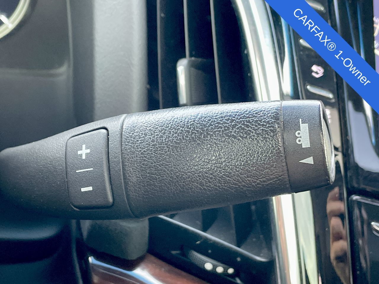 Thumbnail: 2018 Cadillac Escalade - 40