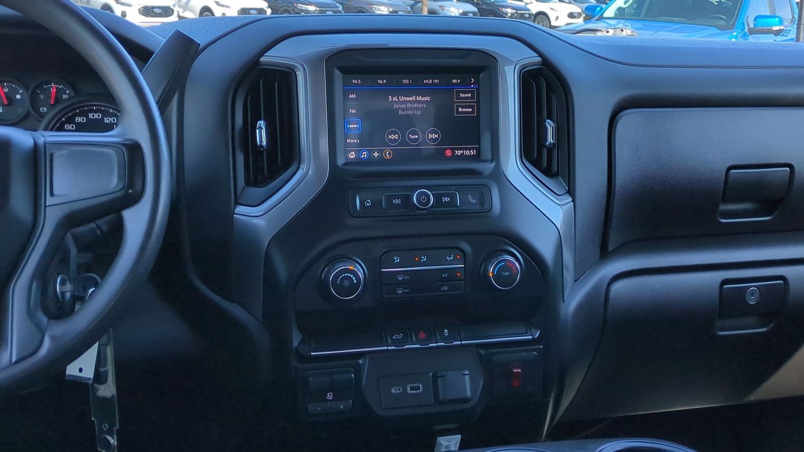 Thumbnail: 2021 Chevrolet Silverado 2500 - 28