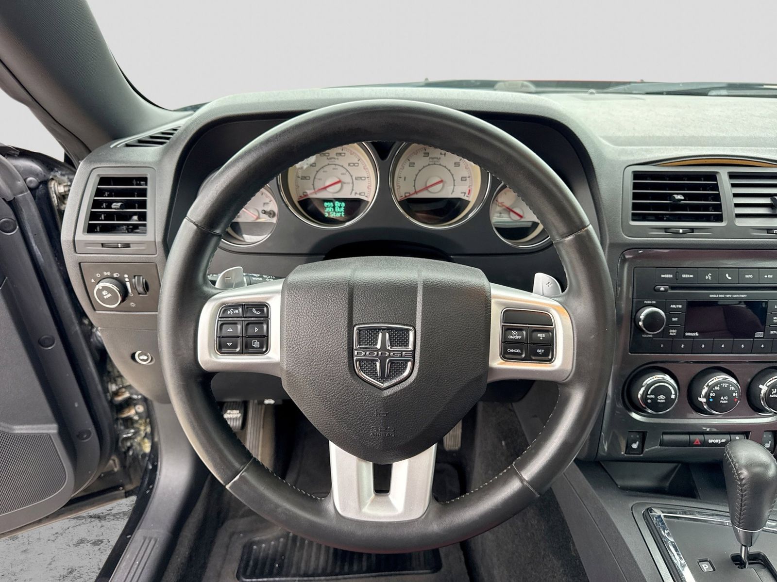Thumbnail: 2013 Dodge Challenger - 25