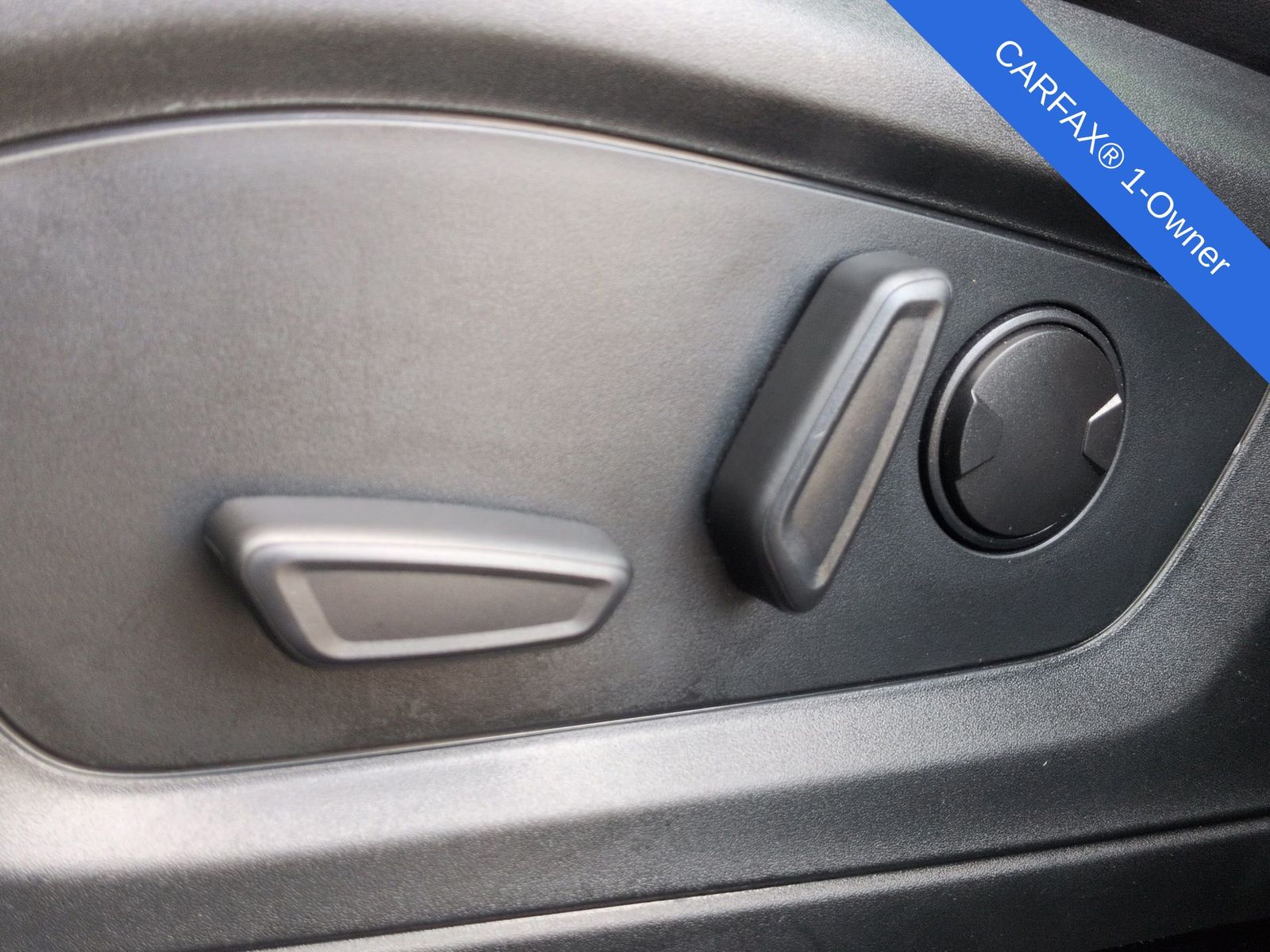 Thumbnail: 2024 Ford Explorer - 20