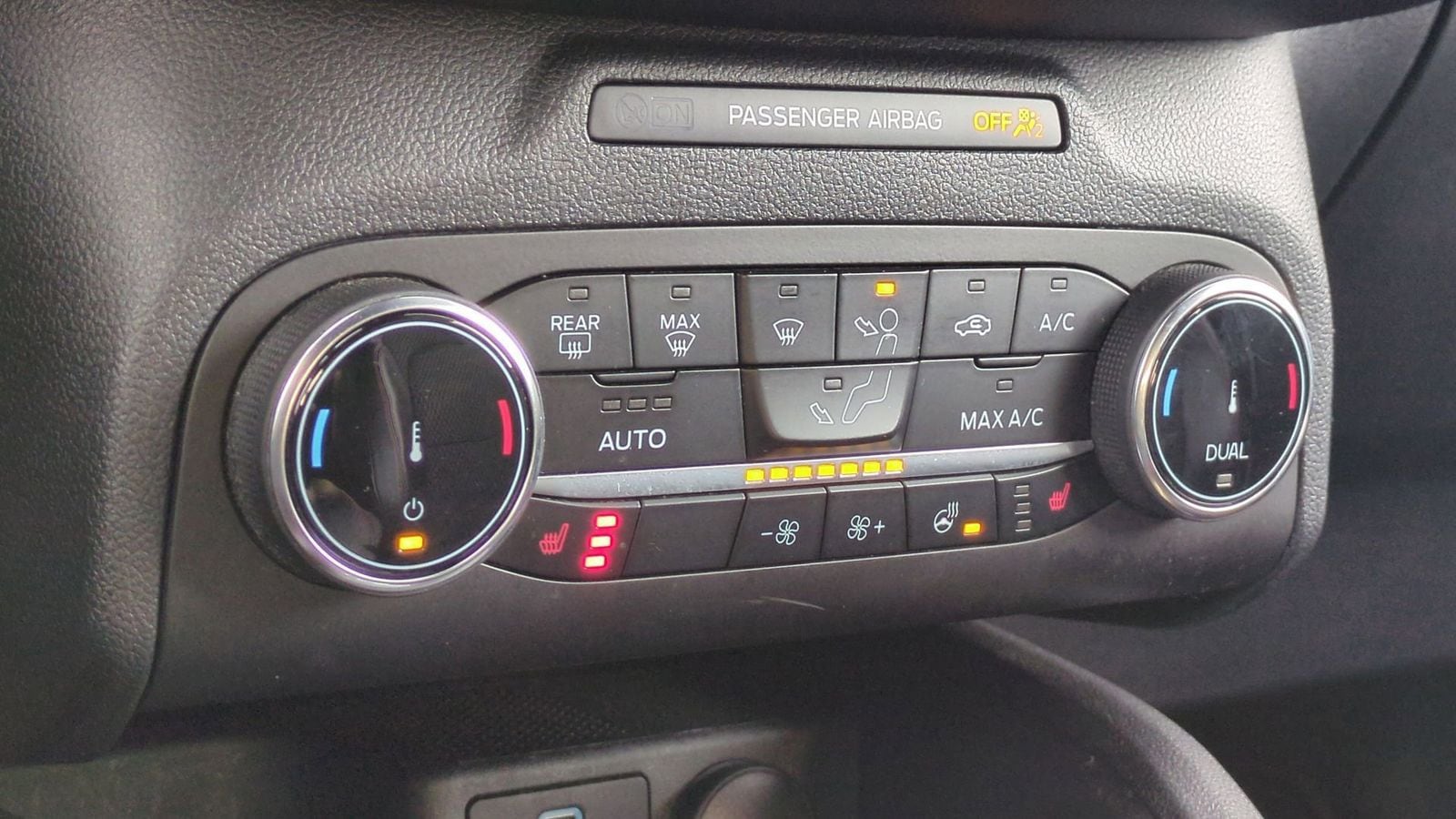 Thumbnail: 2023 Ford Escape - 29