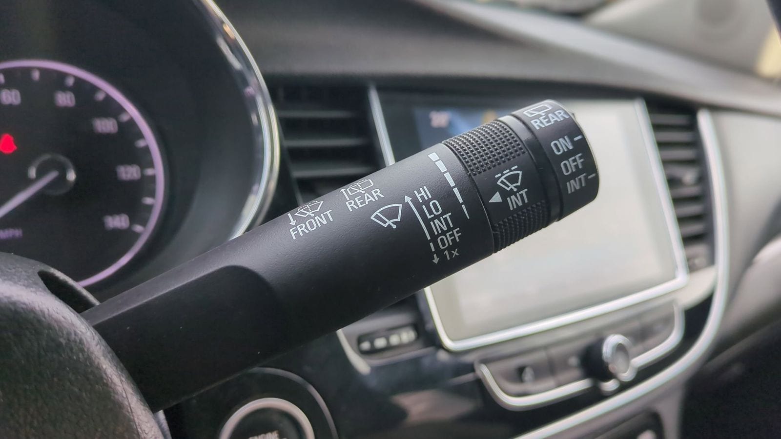 Thumbnail: 2018 Buick Encore - 27