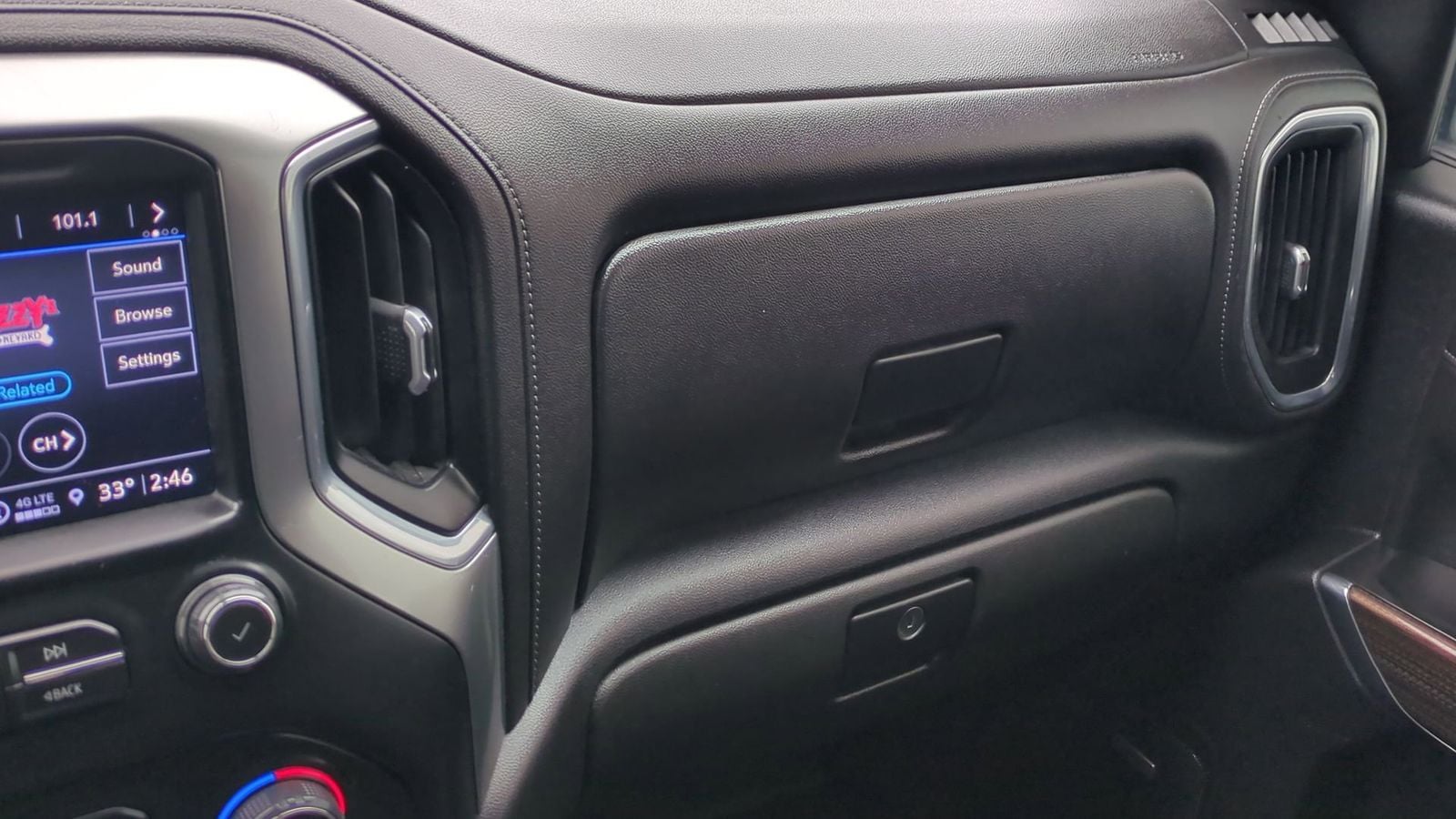 Thumbnail: 2021 Chevrolet Silverado 1500 - 23