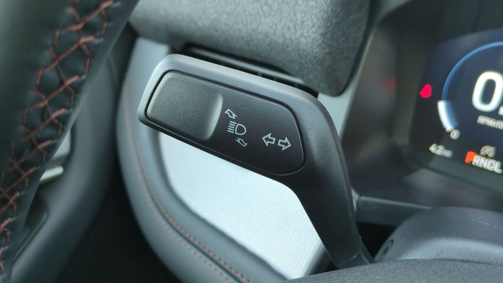 Thumbnail: 2025 Ford Explorer - 26