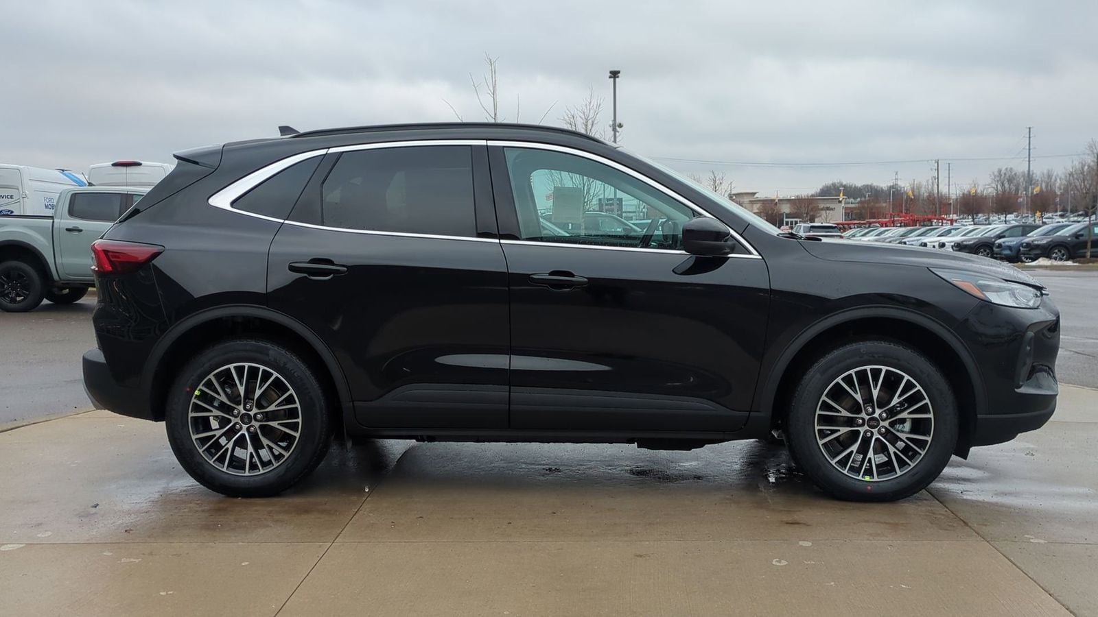 Thumbnail: 2026 Ford Escape - 6