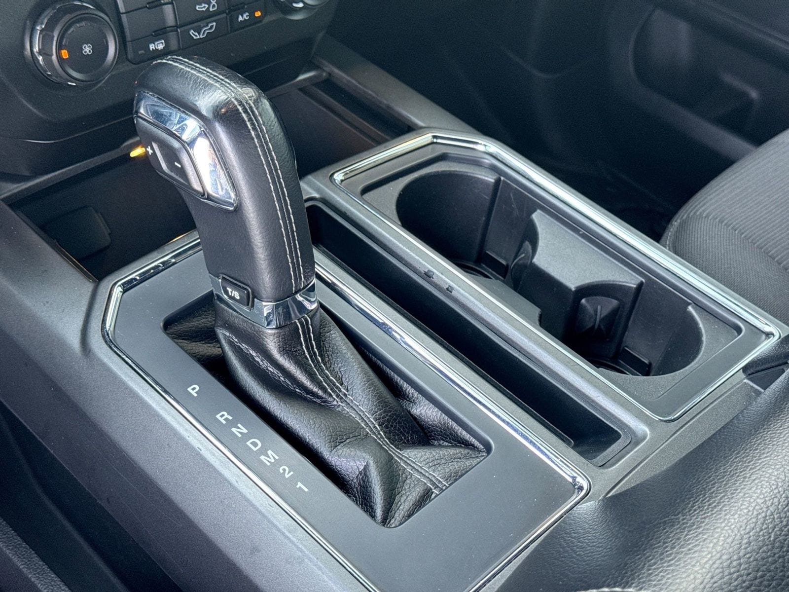 Thumbnail: 2016 Ford F-150 - 35