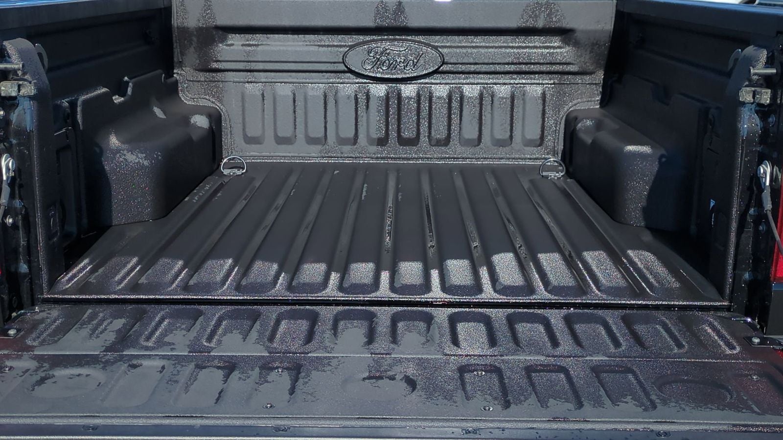 Thumbnail: 2025 Ford Maverick - 36