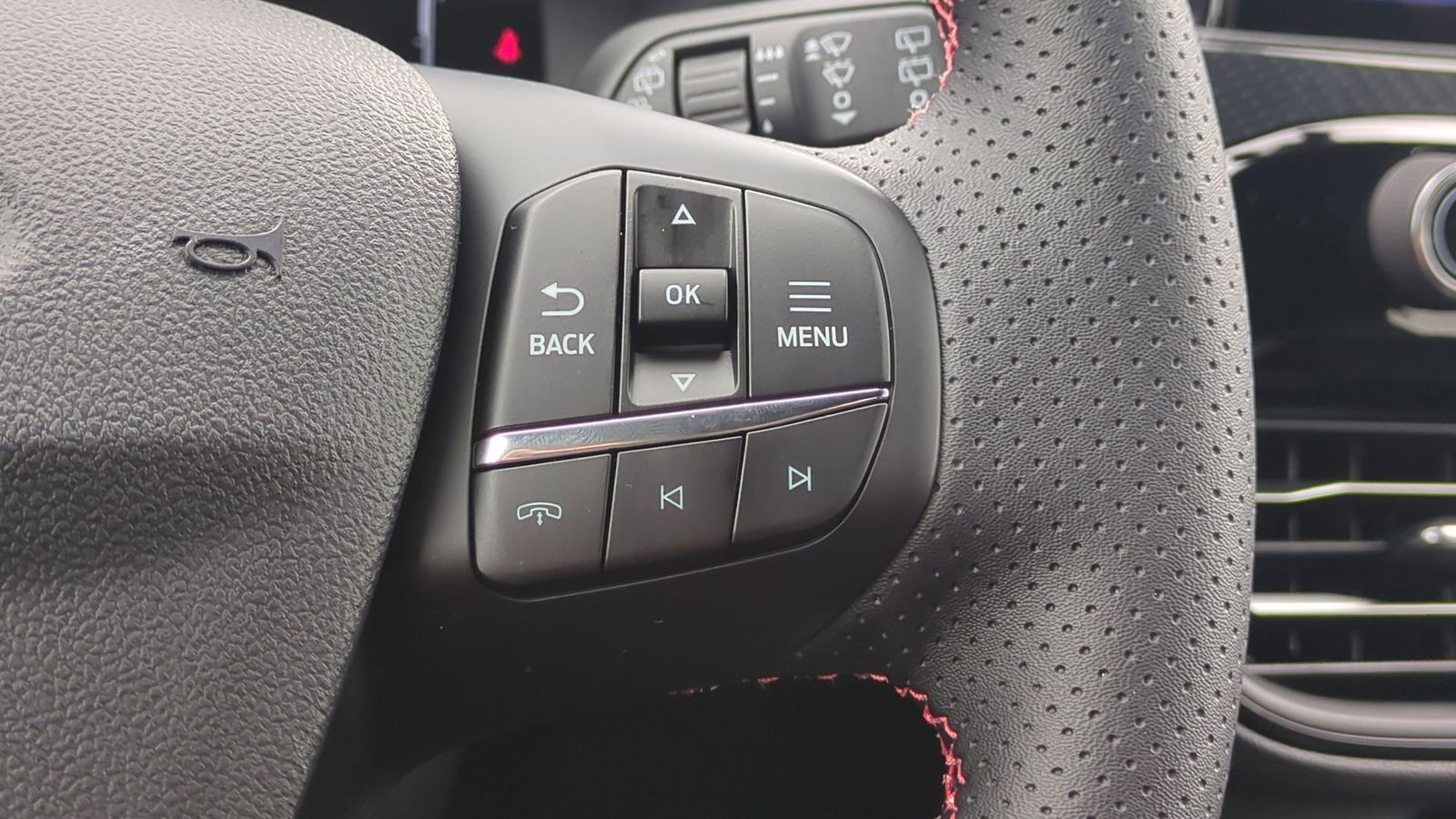 Thumbnail: 2025 Ford Escape - 22