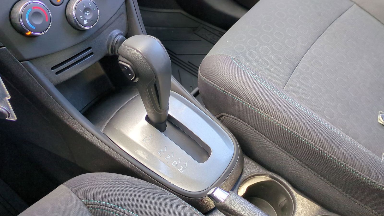 Thumbnail: 2016 Chevrolet Trax - 33