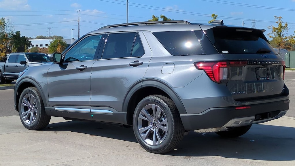 New 2025 Ford Explorer Active SUV