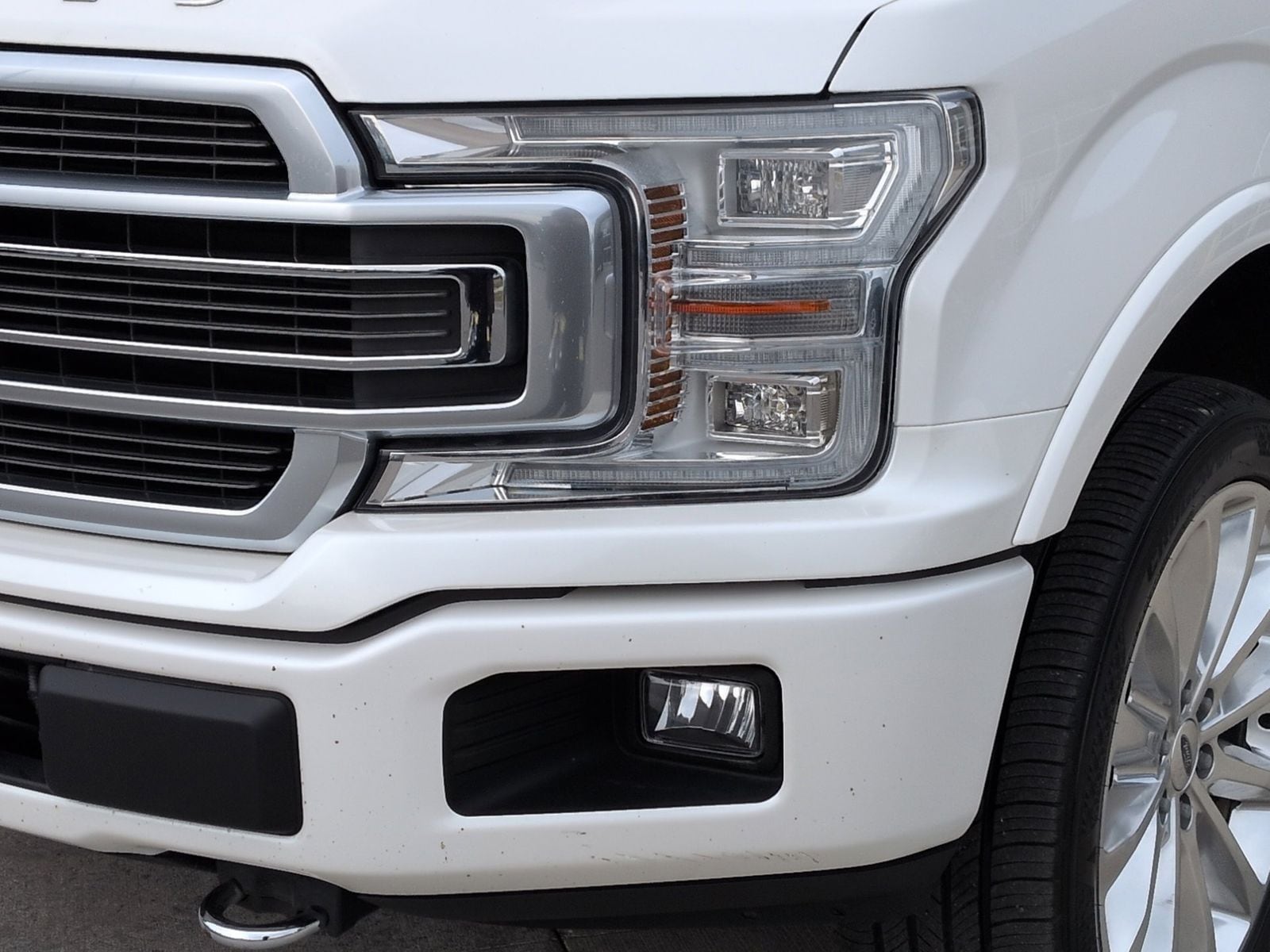 Thumbnail: 2018 Ford F-150 - 13