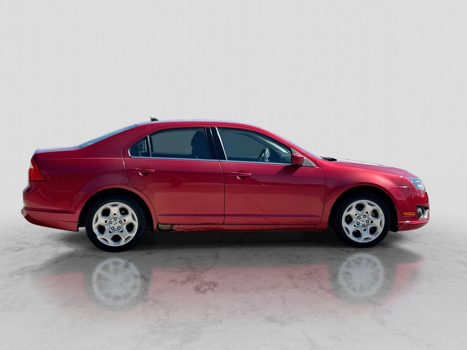 Thumbnail: 2010 Ford Fusion - 8