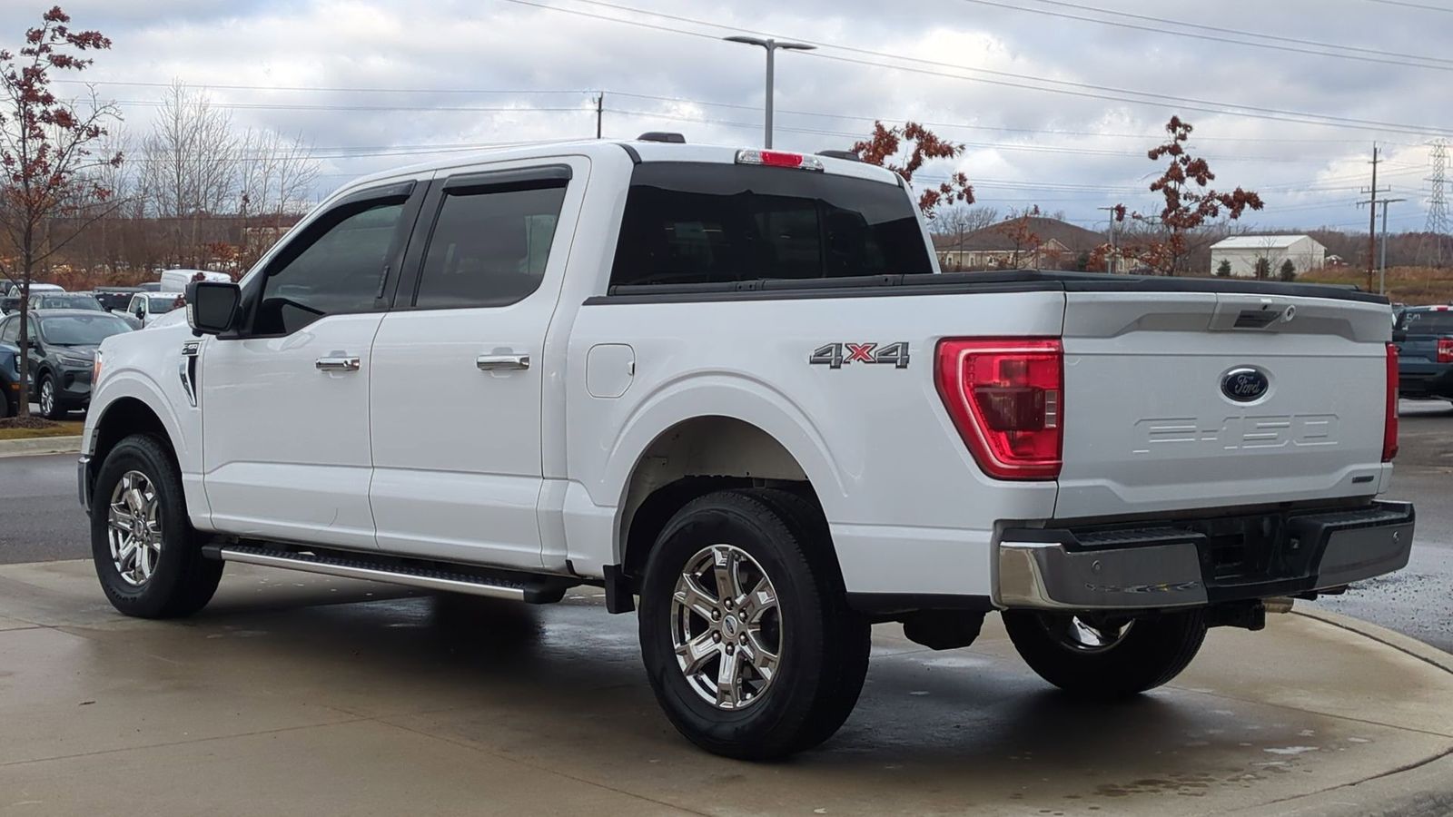 2023 Ford F-150 XLT photo 3