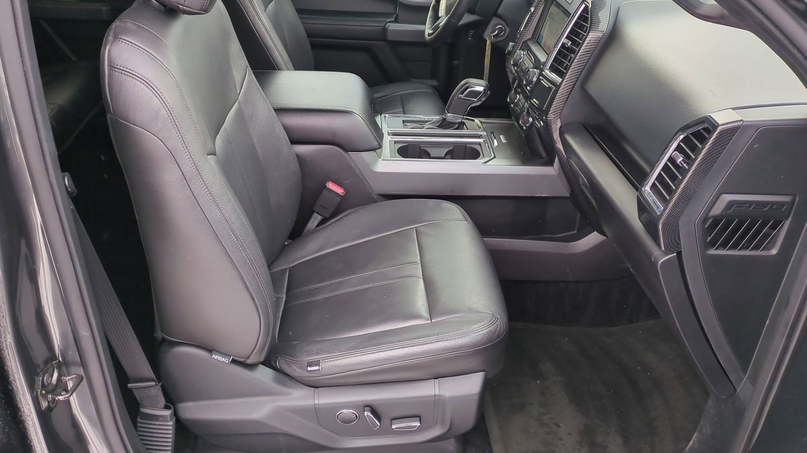 Thumbnail: 2016 Ford F-150 - 25