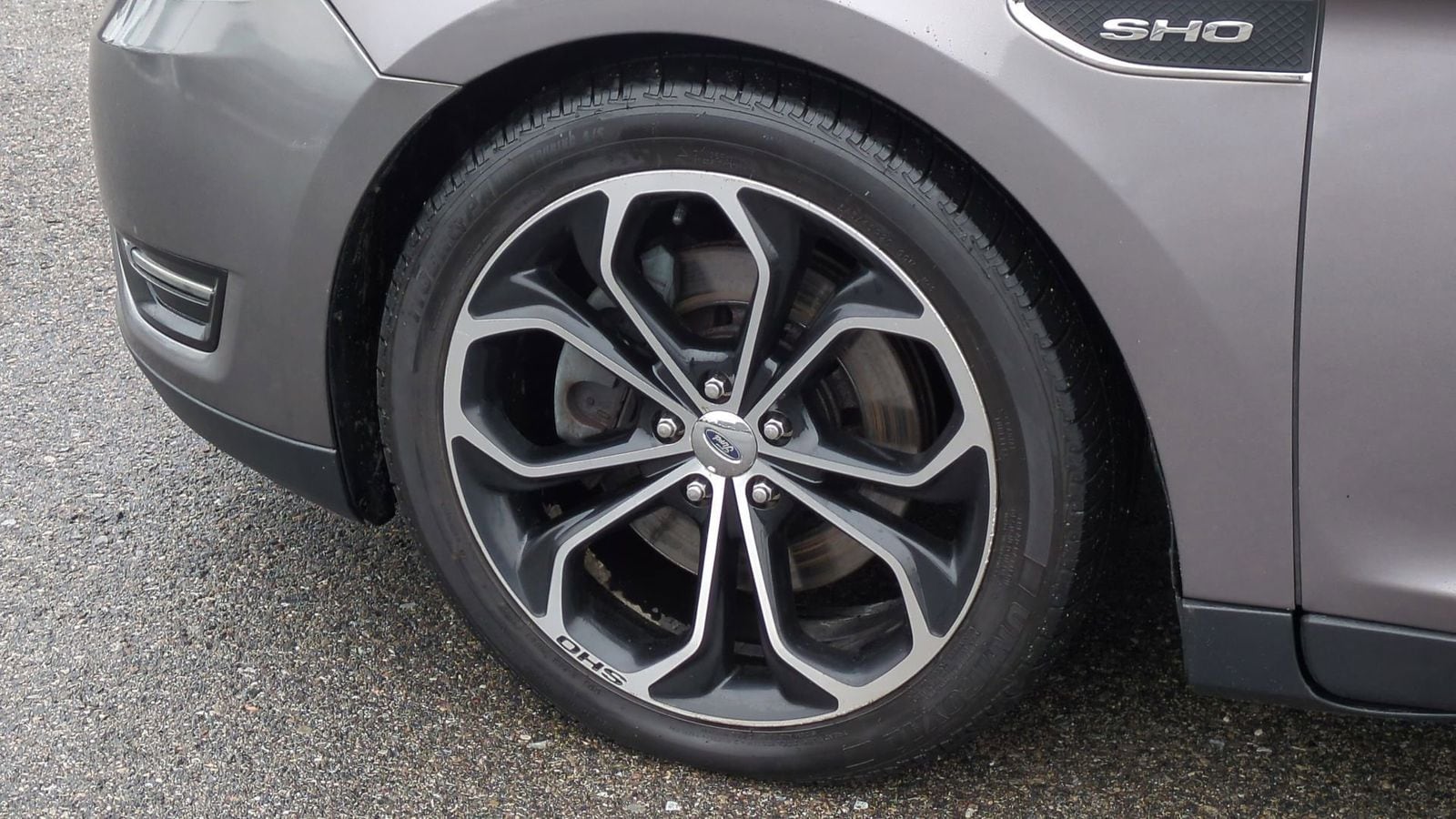 Thumbnail: 2014 Ford Taurus - 13