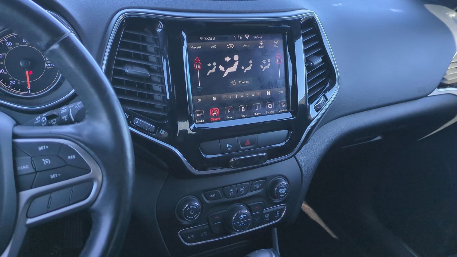 Thumbnail: 2020 Jeep Cherokee - 32