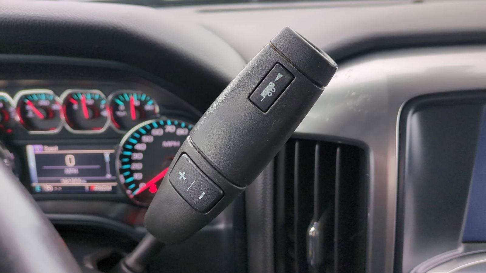 Thumbnail: 2016 Chevrolet Silverado 1500 - 36