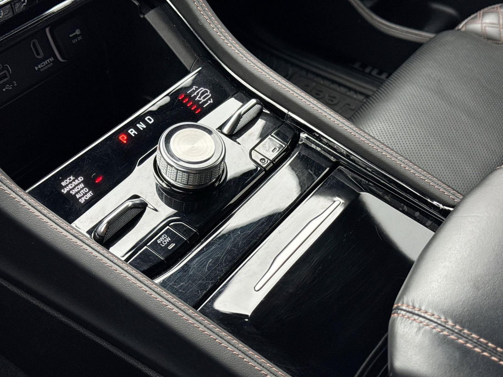 Thumbnail: 2023 Jeep Grand Cherokee - 36