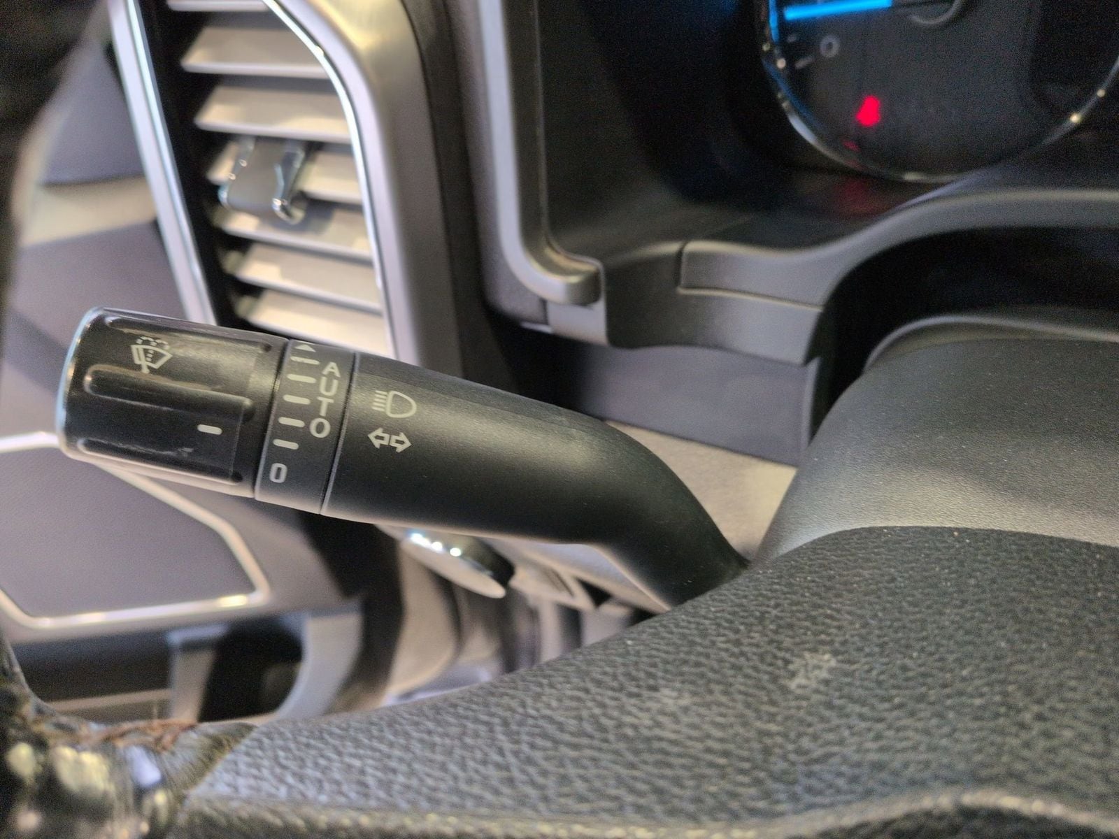 Thumbnail: 2018 Ford F-150 - 31