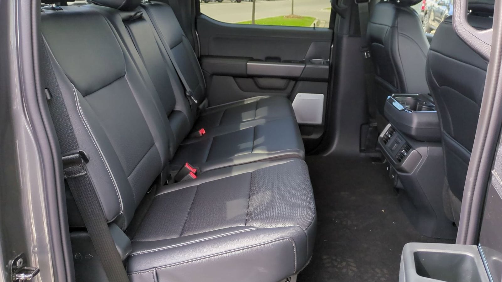 2025 Ford F-150 Lariat 20