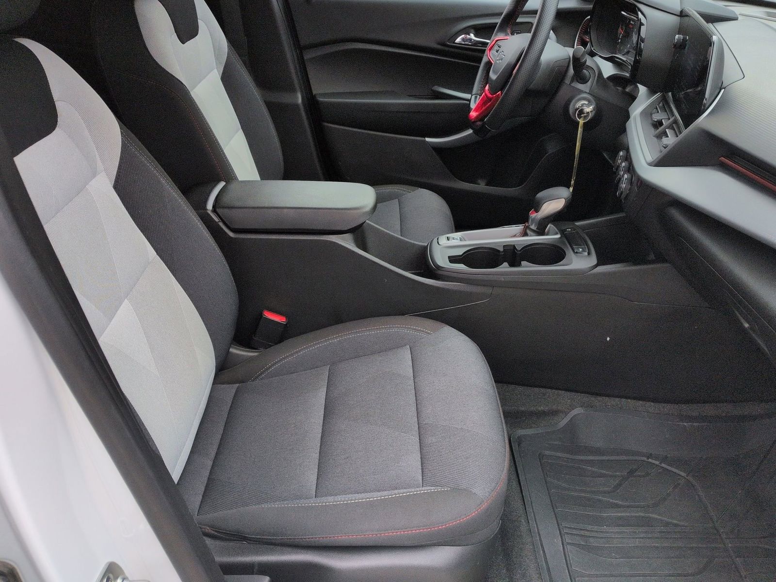 Thumbnail: 2024 Chevrolet Trax - 24