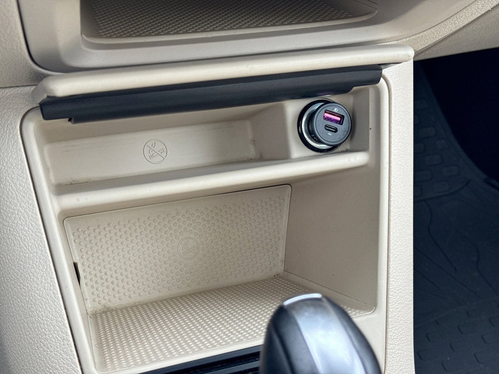 Thumbnail: 2013 Volkswagen Tiguan - 34