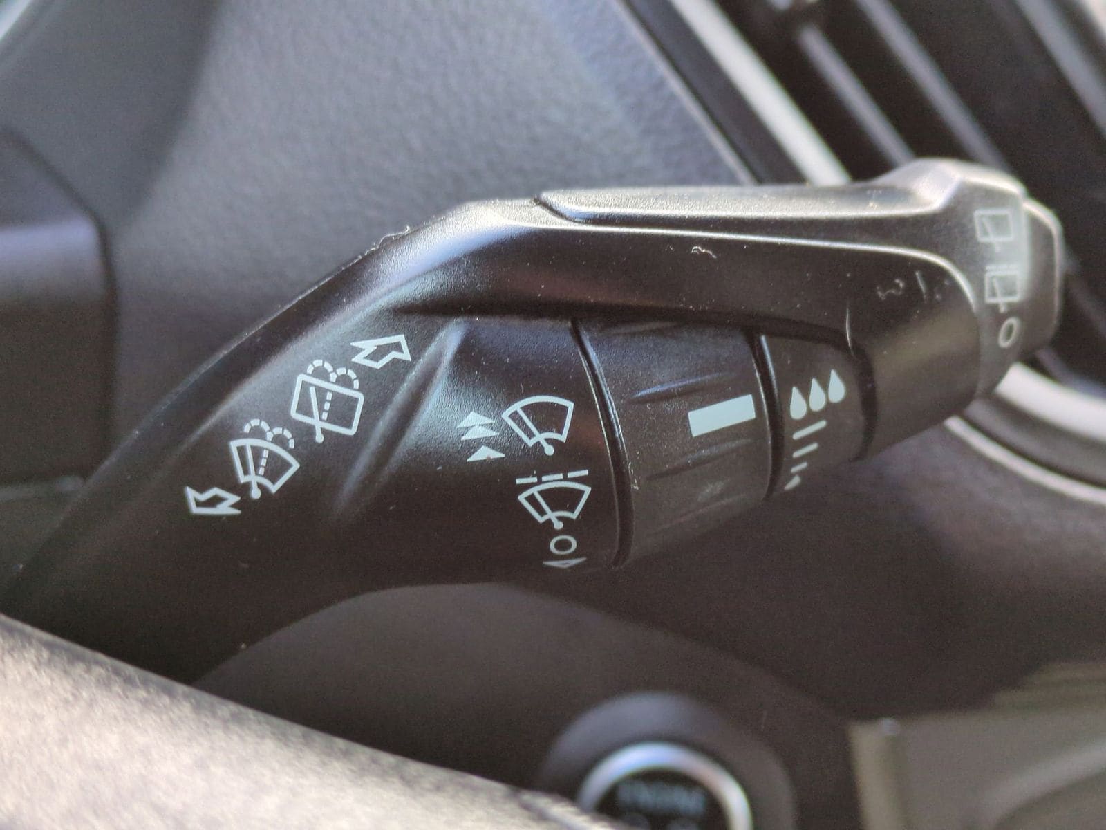 Thumbnail: 2019 Ford Escape - 28