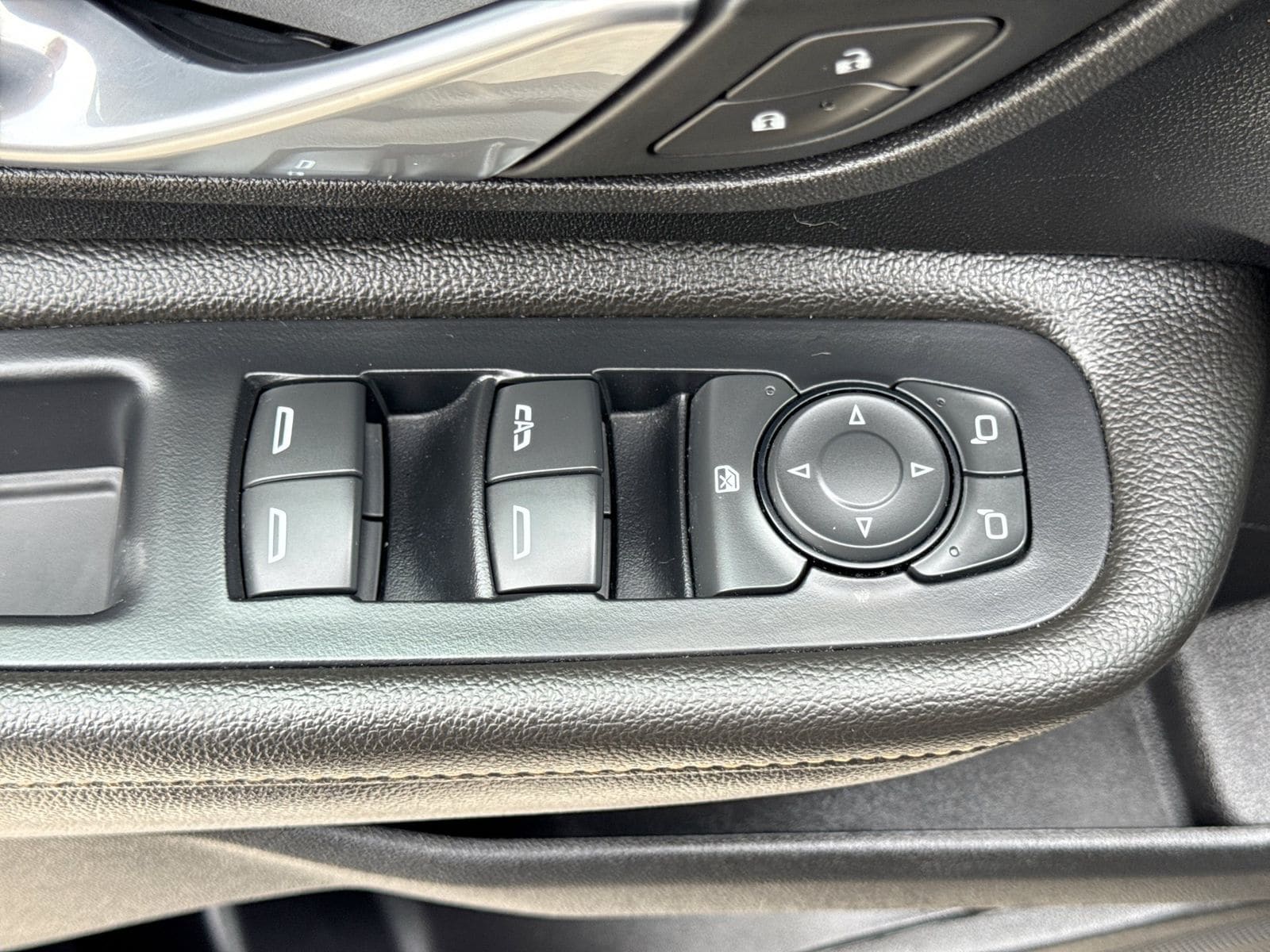 Thumbnail: 2020 GMC Terrain - 19