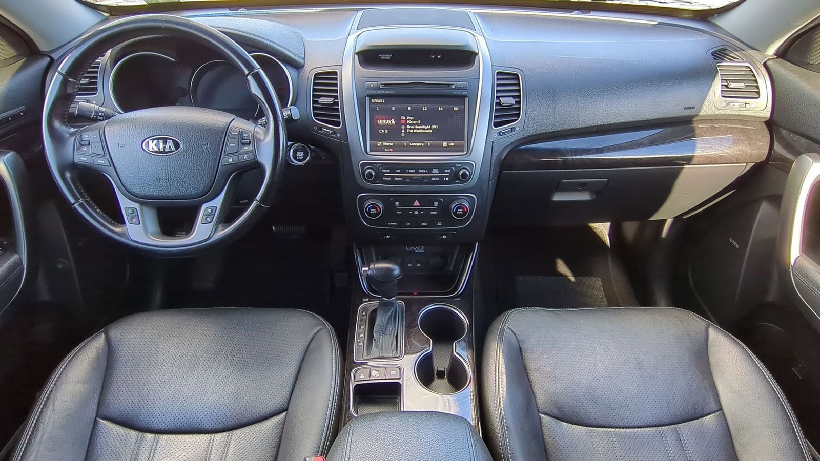 Thumbnail: 2014 Kia Sorento - 14