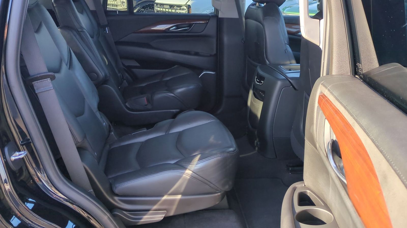 Thumbnail: 2020 Cadillac Escalade - 19