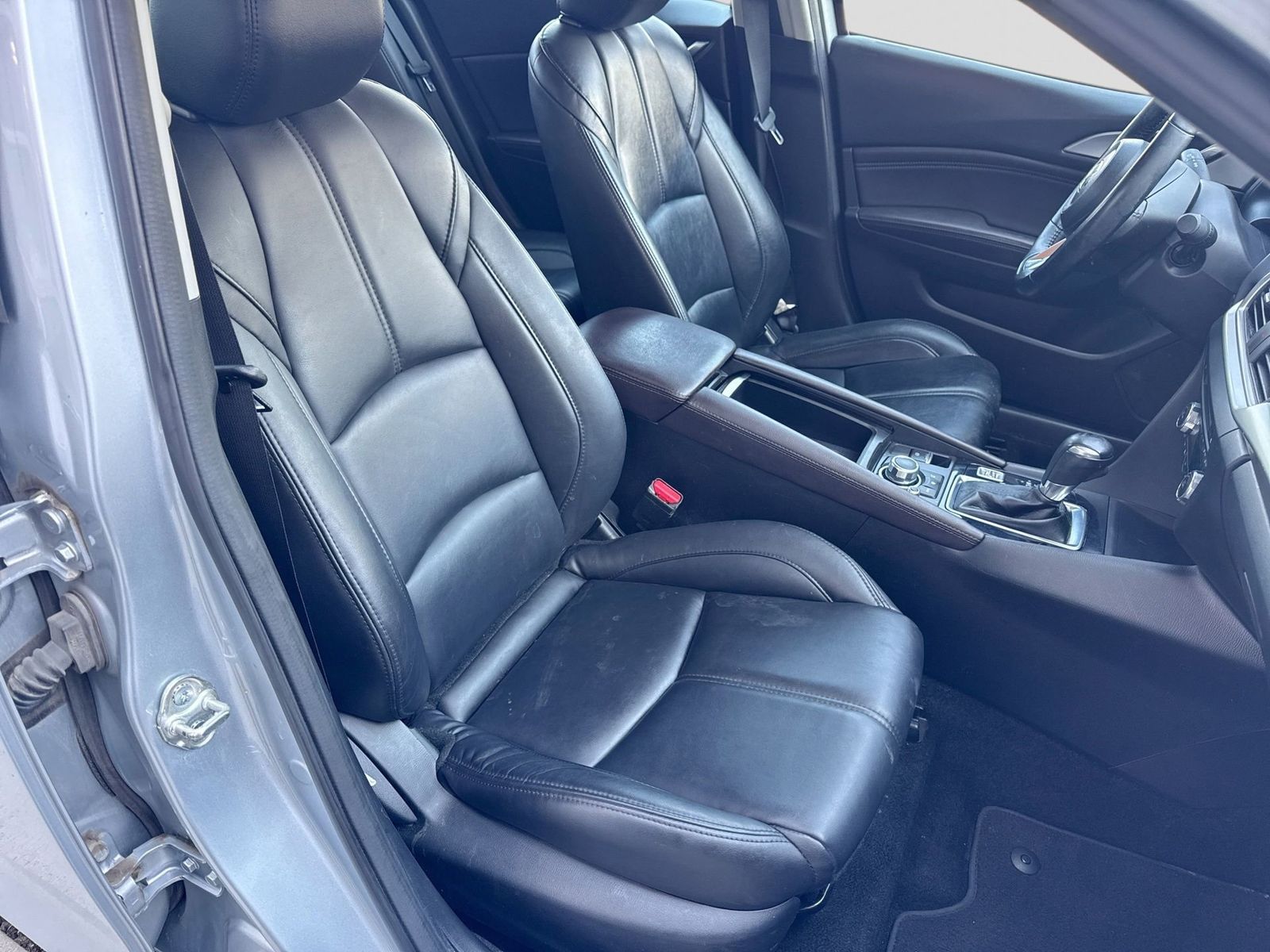 Thumbnail: 2018 Mazda Mazda3 - 20