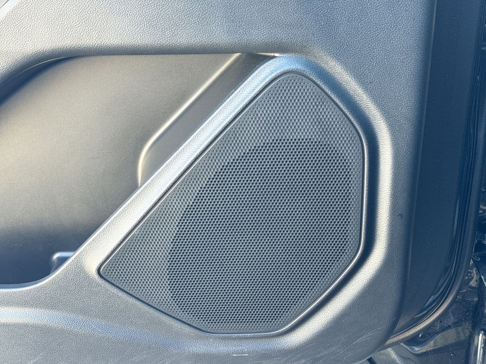 Thumbnail: 2023 Ford Explorer - 33