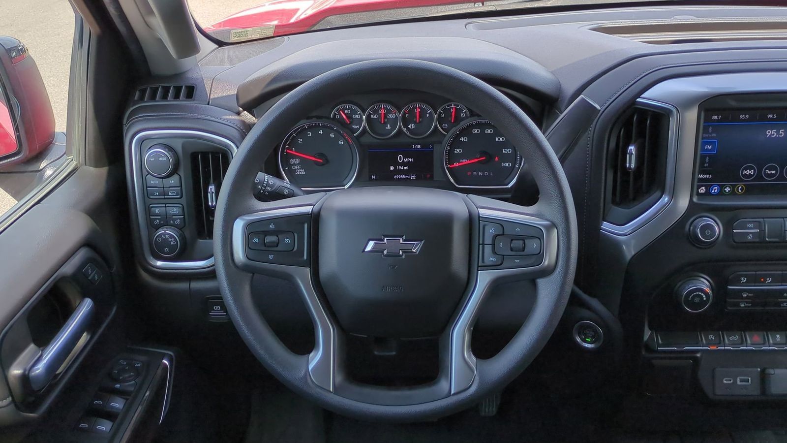 2020 Chevrolet Silverado 1500 RST 24