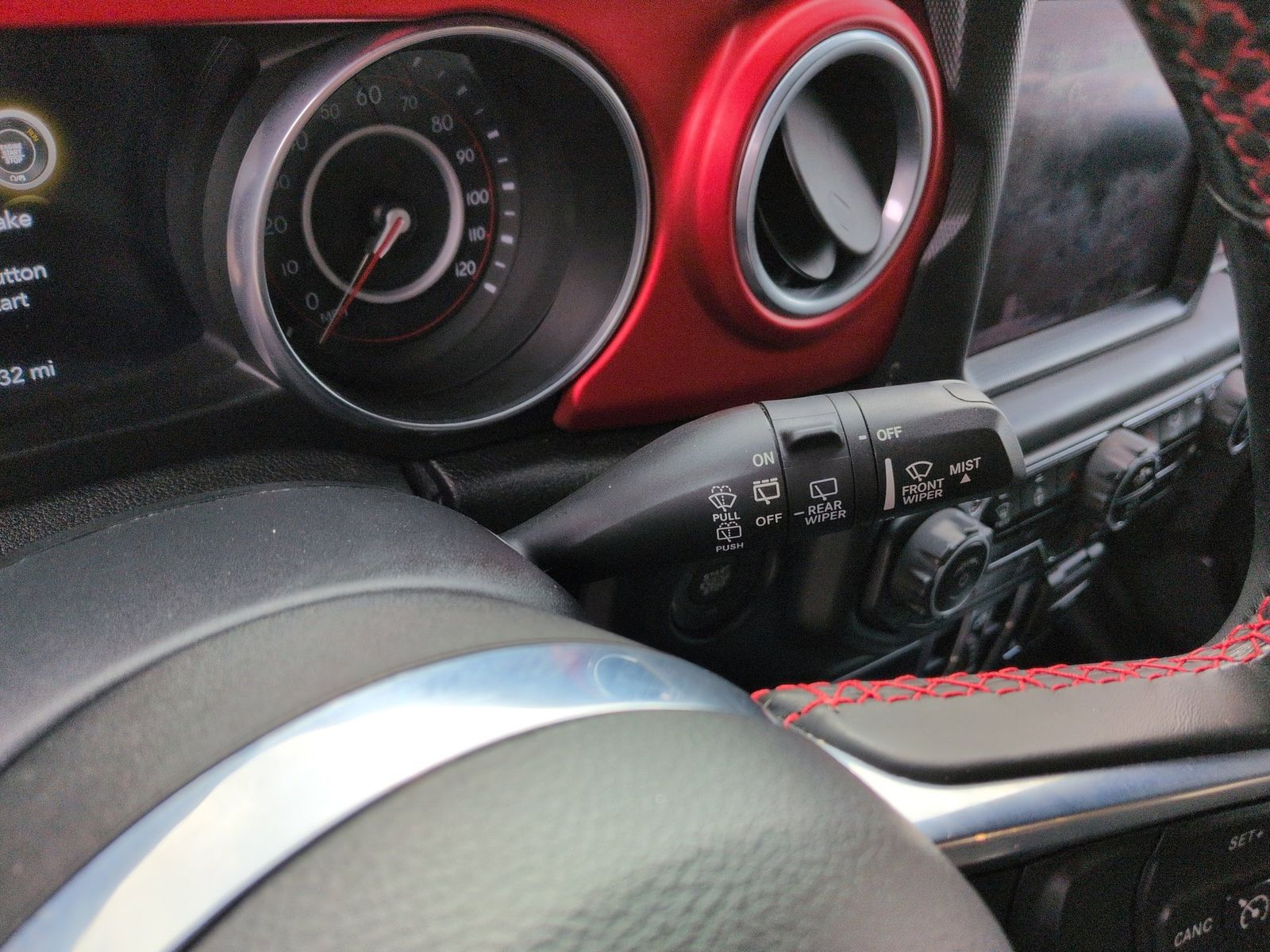 Thumbnail: 2020 Jeep Wrangler - 29