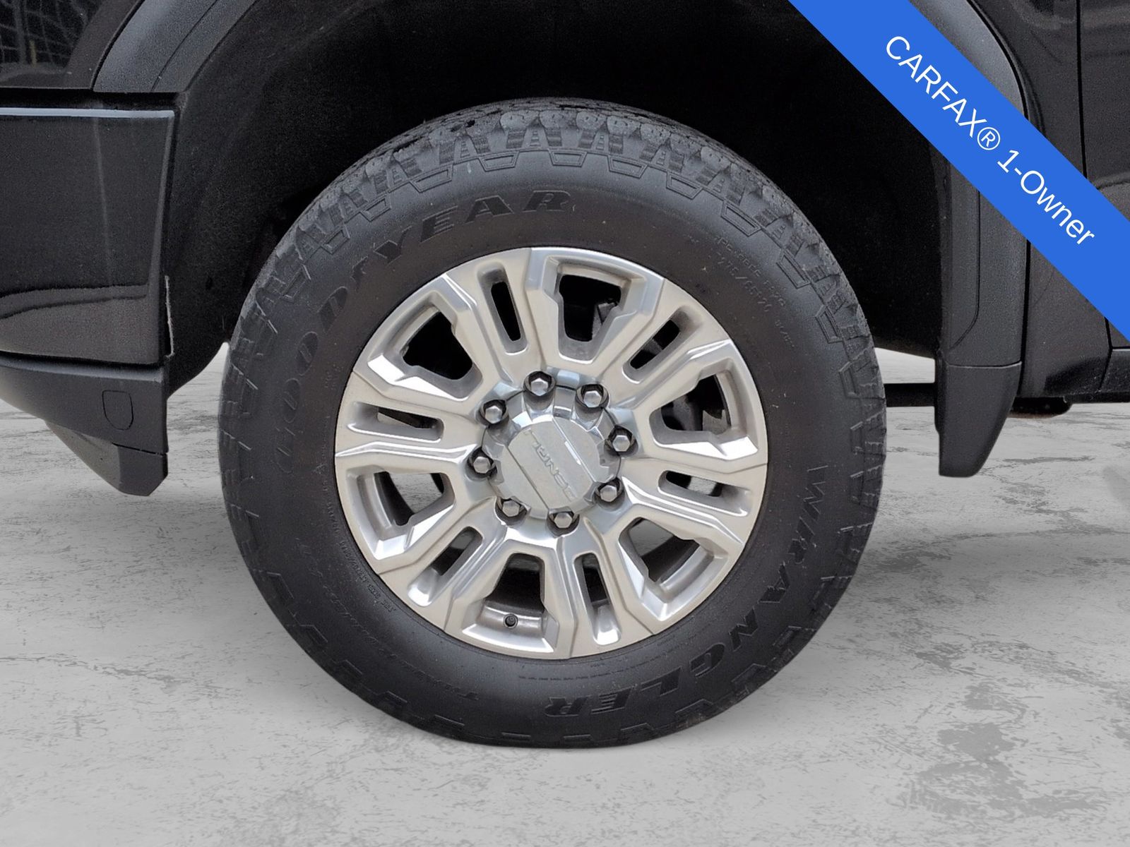 Thumbnail: 2021 GMC Sierra 2500 - 17