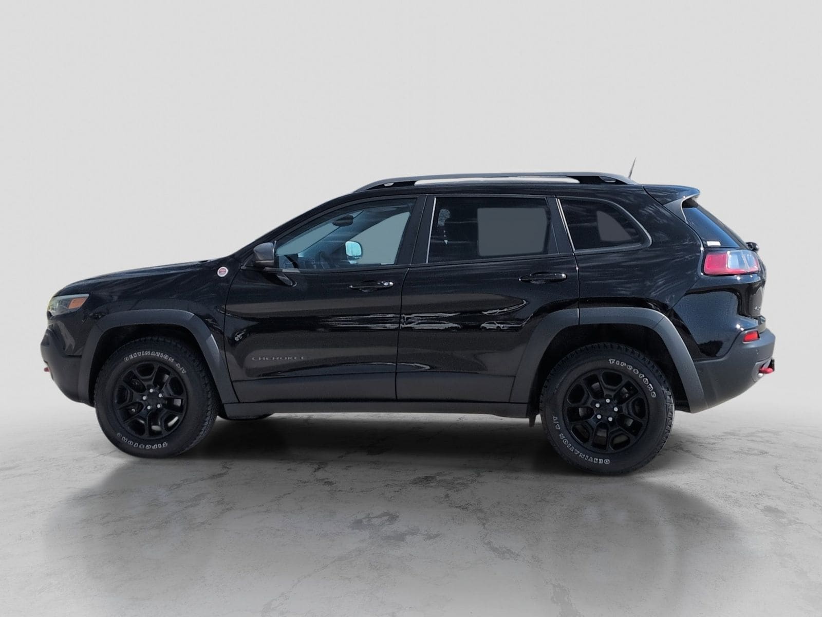 Thumbnail: 2021 Jeep Cherokee - 3