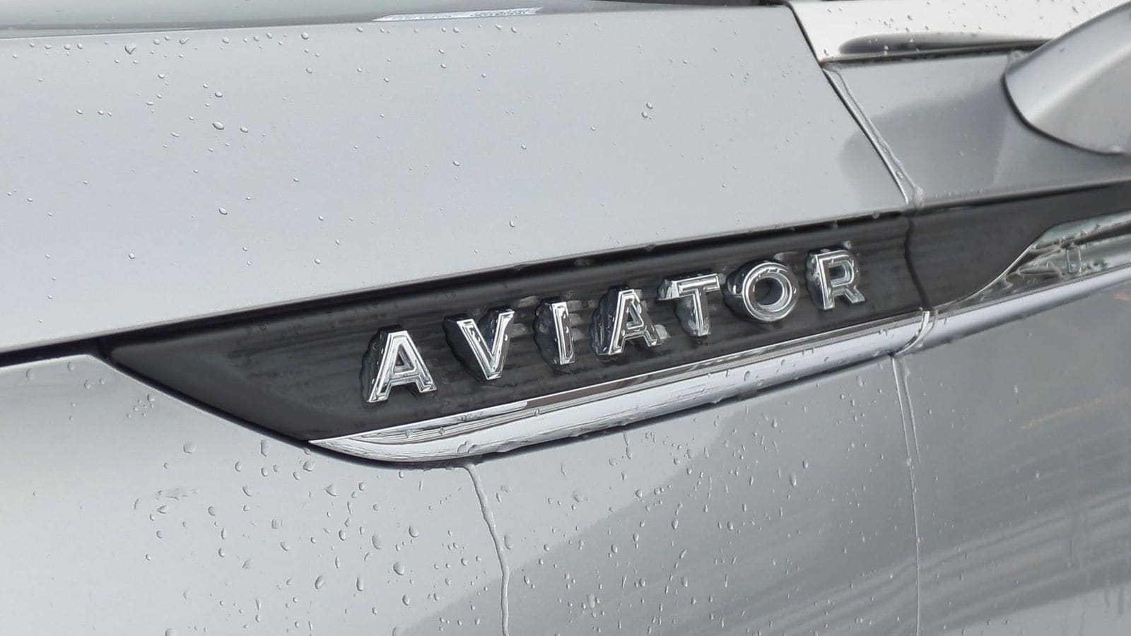 Thumbnail: 2020 Lincoln Aviator - 12