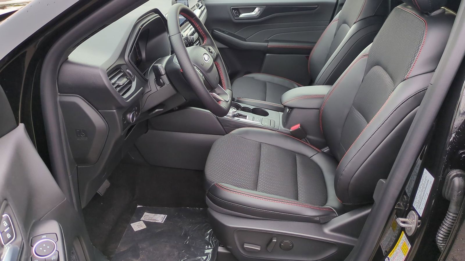 Thumbnail: 2025 Ford Escape - 15