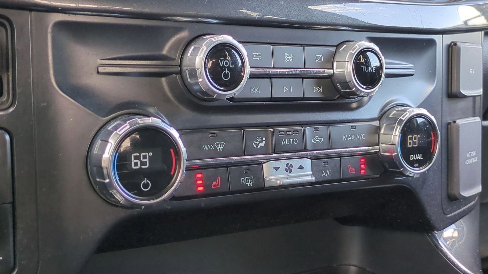 2021 Ford F-150 XLT 34