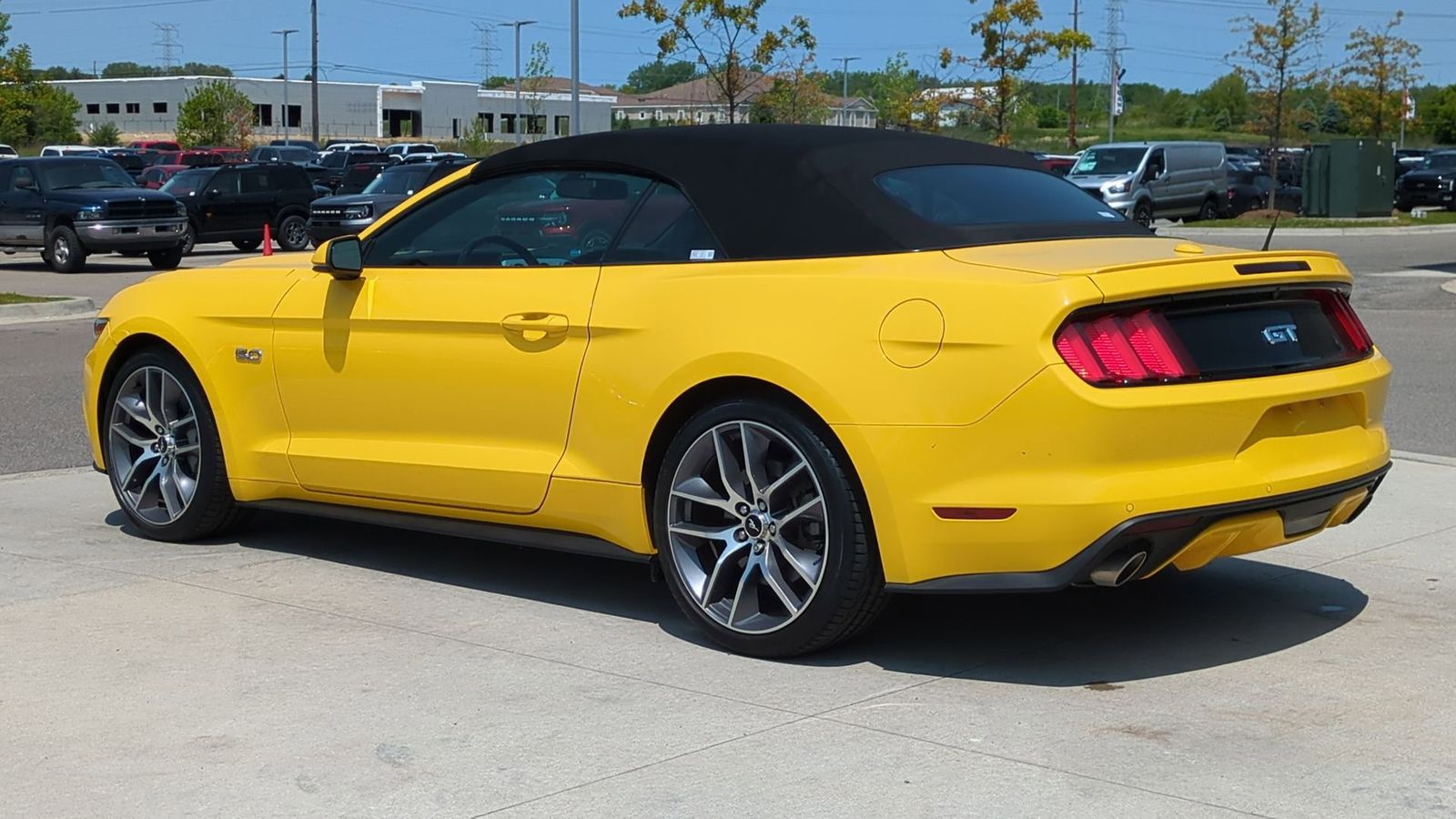 2015 Ford Mustang GT Premium 3
