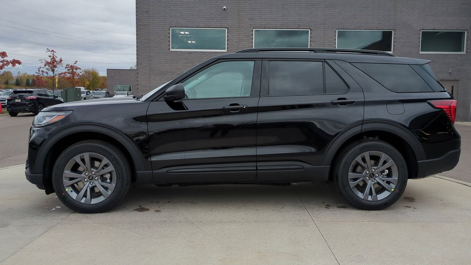 Thumbnail: 2026 Ford Explorer - 2