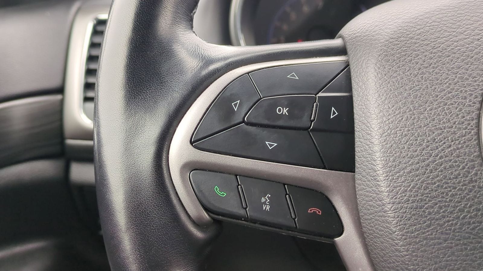 Thumbnail: 2022 Jeep Grand Cherokee - 27