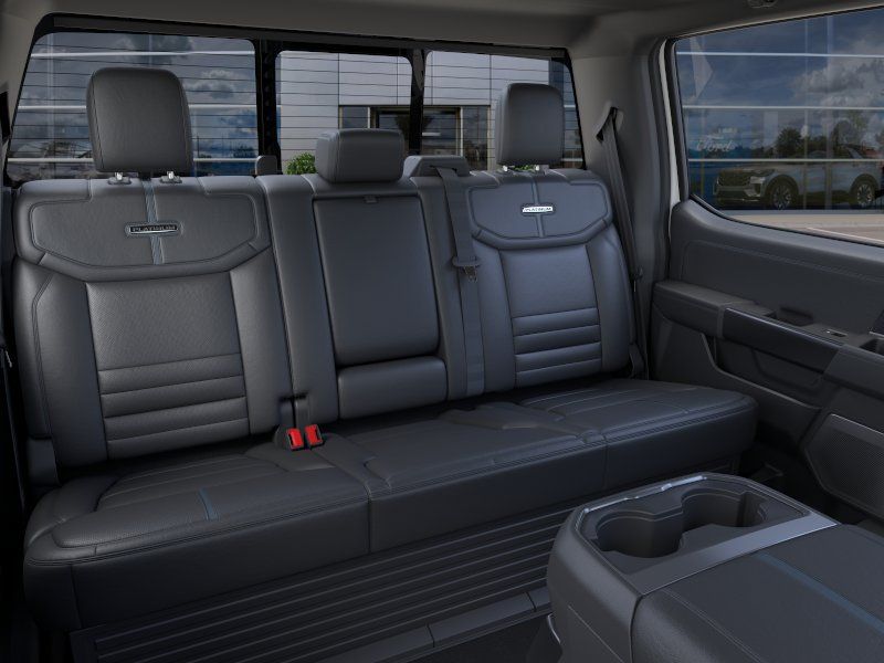 2026 Ford F-250 Super Duty Platinum - Photo 12