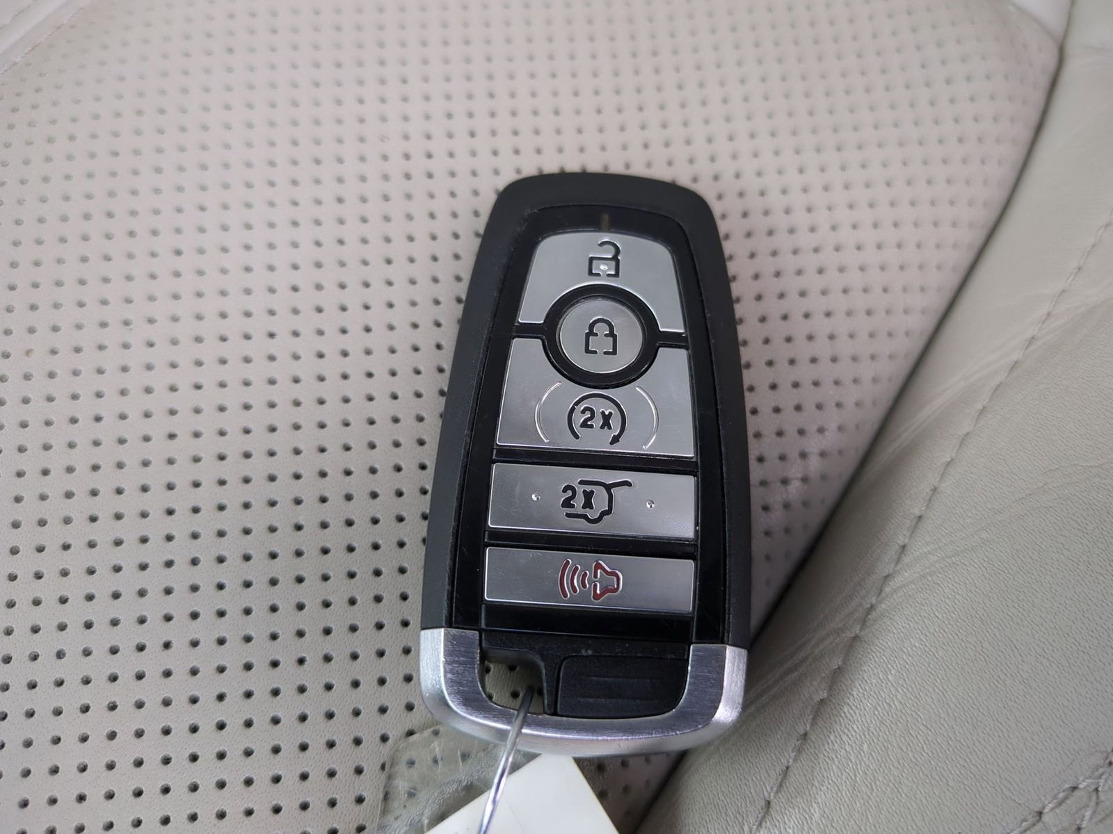 Thumbnail: 2019 Ford Expedition - 41