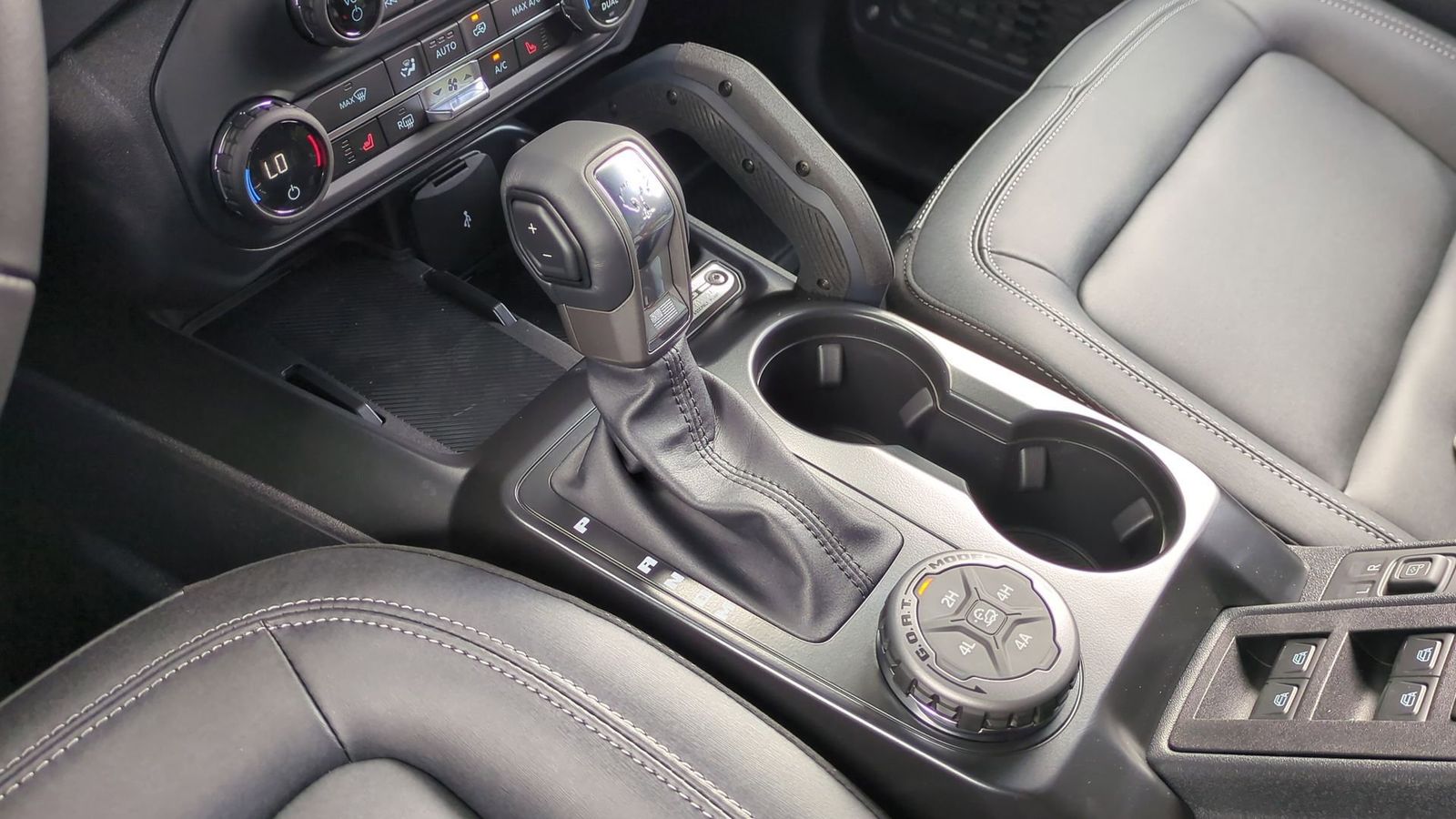 Thumbnail: 2025 Ford Bronco - 33