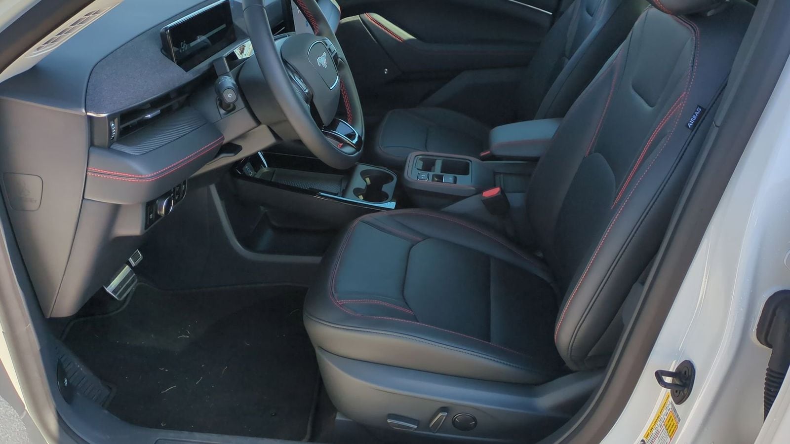 Thumbnail: 2025 Ford Mustang Mach-E - 15